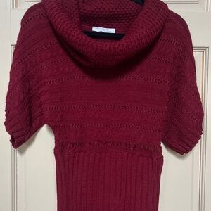 Short sleeve sweater